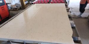 Golden creaam 1 300x150